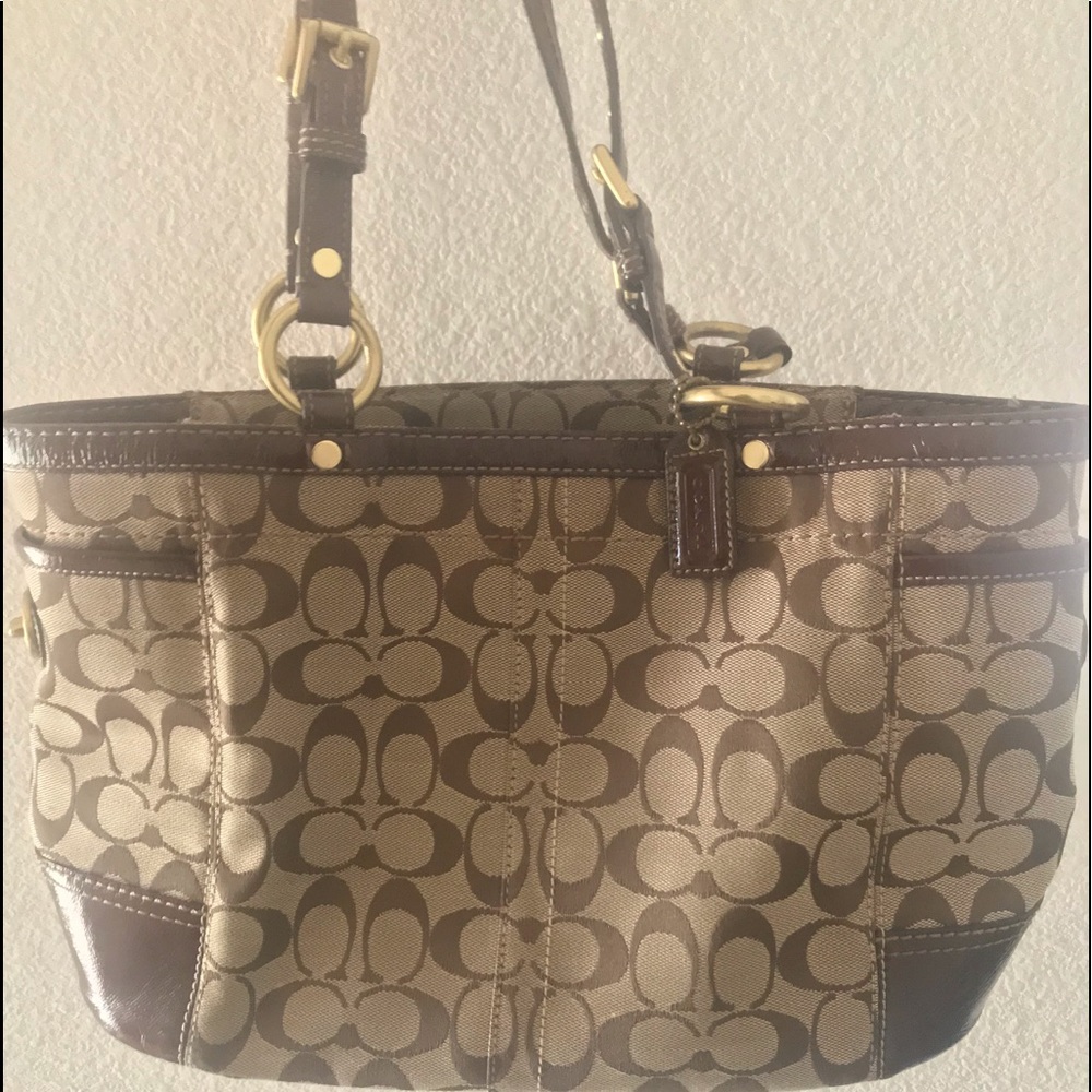 Coach signature tote